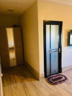 Skyline Serenity Loft - Accra - 3