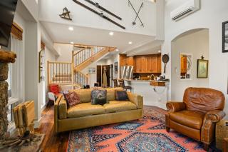 Chamonix 47, Snowmass Ski-In Ski-Out Condo with Shared Pool, Hot Tub &Gym - 7