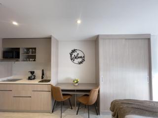 Nuevo Hermoso y Confortable Loft en Bogotá cerca aeropuerto, Embajada Americana, Corferias, Agora - Bogotá - 0