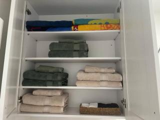 Coastal Haven 5 Min to Beach, Patio, BBQ - Dania Beach - 1