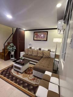Sunny Villa - Angeles - 7
