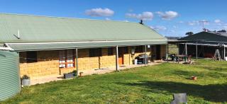 Kathmandu Farmstay - Pool Table, Ping Pong, Bicycles, PlayStation, Netflix, close to Bathurst and Mayfield Garden - 8