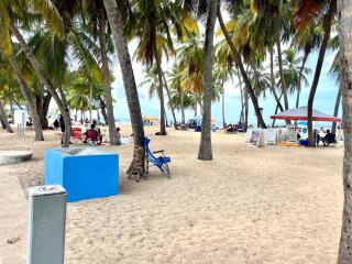 Condado Beachfront Tantra Apartment - 8