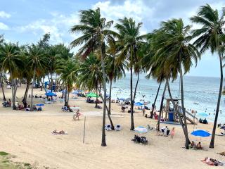 Condado Beachfront Tantra Apartment - San Juan - 9