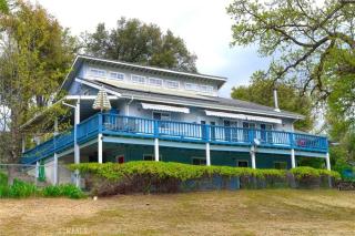Beautiful Pet-Friendly Spacious Lodge near Yosemite & Lakes 12 Beds 6 BR up to 16 people - Oakhurst - 0