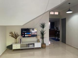 Iman Homestay Sg Karang Kuantan, 3BedRoom, 3 AirCond - Kuantan - 6