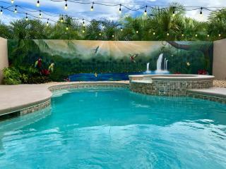 Welcome to The Jungle! Pool & Jacuzzi! Sleeps 12+! - Cape Coral - 9