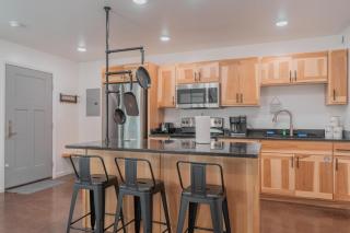 The Executive Southernwind Suite 2.0 - Fairbanks - 3