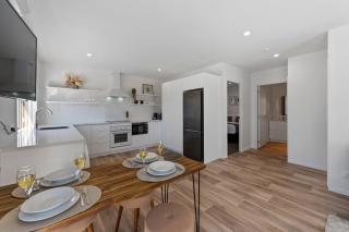 Close to Town & Lake - Taupo - 5