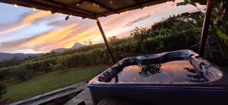 Arenal Nephelium Country Home, Refugio rural con piscina, jacuzzi y balcón con hermosas vistas al Volcán Arenal, en una finca privada - Fortuna - 3