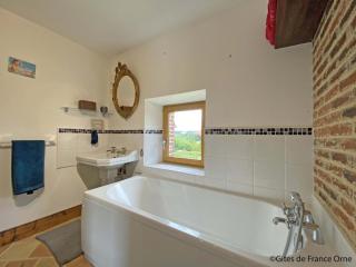 Charmante longère avec grand jardin, cheminée, Wi-Fi et animaux, tout inclus près du Perche - FR-1-497-216 - Saint-Martin-des-Pézérits - 2