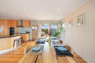Ocean Views , Spacious House , Pet Friendly - Ocean Grove - 8