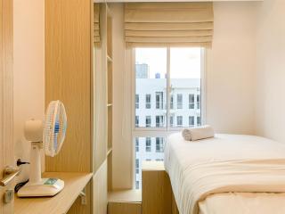 Homey and Functional 2BR Tokyo Riverside PIK 2 Apartment By Travelio - Rawalembang - 1