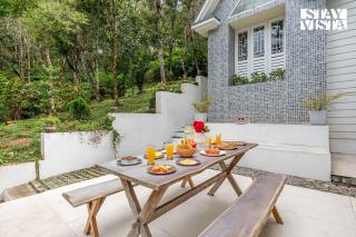StayVista at Mathikettan Homestay - Pet Friendly & Heater - Munnar - 8