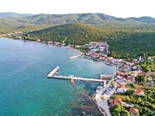 Apartment with balcony and sea view - Drače - 9