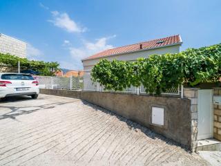 Guest House Vulic - Studio Apartment with Terrace - 0