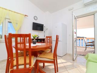 Apartments Villa Senija - Three Bedroom Apartment with Terrace and Sea View Rosemary - Blato - 7