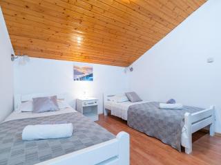 Apartment Maja's Style - Two Bedroom Apartment with Terrace and Garden View - Vela Luka (Vallegrande) - 5