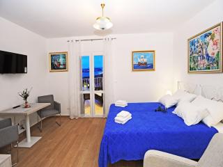 Nika Family Apartments - Comfort Studio Apartment with Balcony and Sea View A4 - Dubrovnik - 4