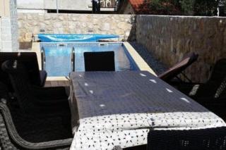 Apartments Villa Rustica ST - Two-Bedroom Apartment with Balcony and Shared Pool prizemlje - Zadar - 1