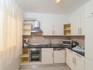 Apartment Stipic Omis - Three Bedroom Apartment with Terrace - Omiš - 6