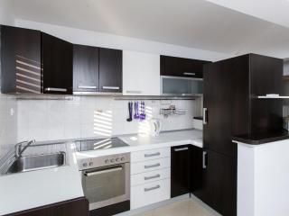 Apartment Marlo - Two-Bedroom Apartment with Balcony Top Floor - 6