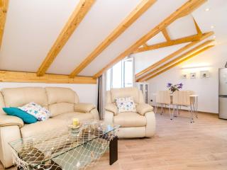 Apartments Knego - Two Bedroom Apartment with Balcony and Sea View - Mlini - 0