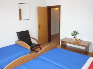 Guest House San Antonio-One Bedroom Apartment with Balcony no 2 - Ploče - 6