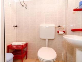 Apartments Klara-Gorjana-Comfort Studio with Balcony and Sea View 2 - Viganj - 5