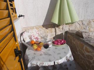 Apartments Sunce - One Bedroom Apartment with Terrace and Sea View - Murter - 2