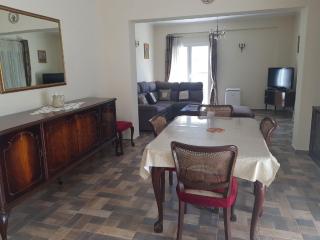 Apartments Mona Lisa - Two Bedroom Apartment with Terrace - Raslina - 0