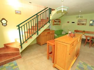 Stone House Oreb's Cottage - Two Bedroom Stone House with Terrace and Garden View - 9