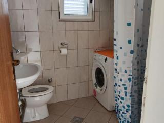 Holiday Home Maja - Four Bedroom Holiday Home with Terrace and Sea View - Maslinica - 6