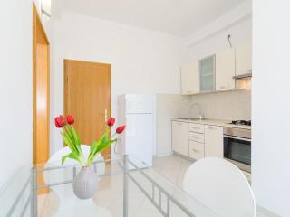 Apartments & Rooms Bari i - Studio Apartment with Balcony and Garden View First Floor -APT 9 - 6