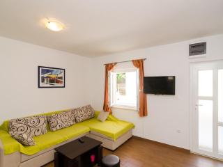 Holiday Home Jasenka Trstenik - Duplex One Bedroom Apartment with Terrace and Side Sea View - Trstenik - 8