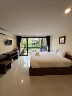 Rawai Sea Beach - Phuket - 4
