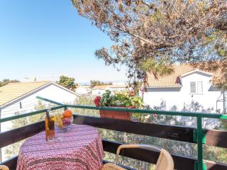 Apartments Pinija - Standard Two Bedroom Apartment with Balcony A6 - ST - Supetar - 3