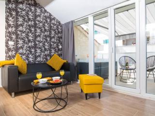 Apartment Velvet - Studio Apartment with Hot Tub - 6