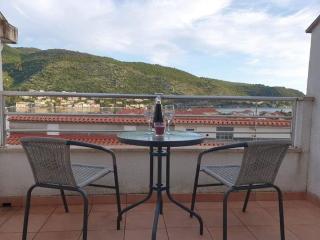 Apartment Majer - One-Bedroom Apartment with Balcony - Mokošica - 9