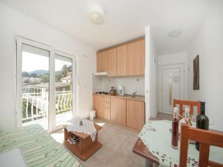 Bertie's Lodge - One Bedroom Apartment with Terrace and Sea View A2 - 9