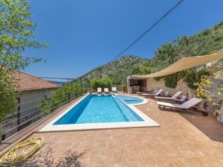 Villa Gradi-Five Bedroom Villa with outdoor Pool - Mokošica - 0