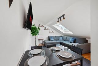 BackHome - BUSINESS&FAMILY - Parken, 3-Zimmer, SmartTV, Balkon, Waschmaschine, ruhige Stadtrand-Lage, Netflix, 60qm, 24h Checkin - Ludwigsburg - 0