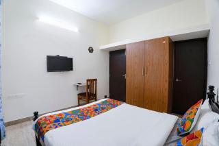 Hotel O Continental Bay Inn - Tirupporūr - 7