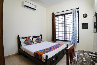 Hotel O Continental Bay Inn - Tirupporūr - 0