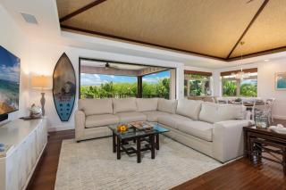 PINEAPPLE HALE Lovely 4BR KaMilo Home with Private Beach Access - Waikoloa - 0
