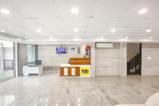 FabHotel Aerosky - Nr Yashobhoomi Convention Centre - Nuova Delhi - 8