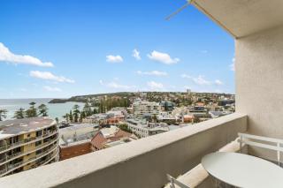Apartment with Pool Access a minute to the Beach - Sydney - 5