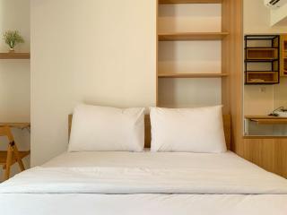 Best Deal Studio Tokyo Riverside PIK 2 Apartment By Travelio - Rawalembang - 8