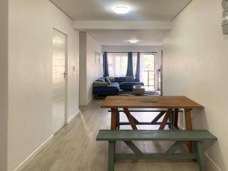 Lock-Up and Go apt with parking - Fish Hoek - 5