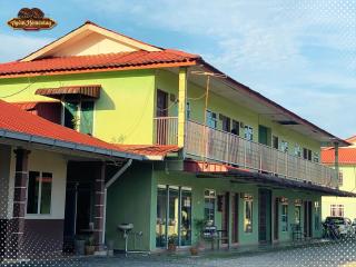 Ayem Homestay UTHM - Parit Raja - 7